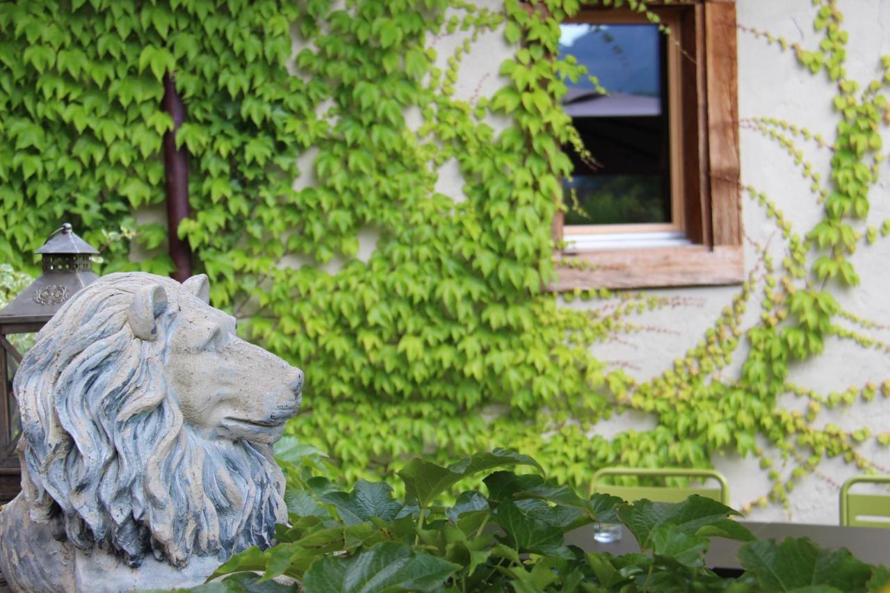 Zum Schwarzen Loewen Hotel Altdorf Eksteriør billede